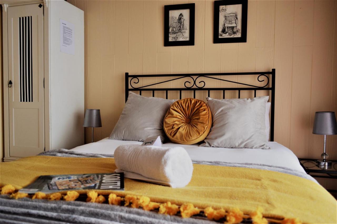 Point Village Guest House Mossel Bay Eksteriør bilde