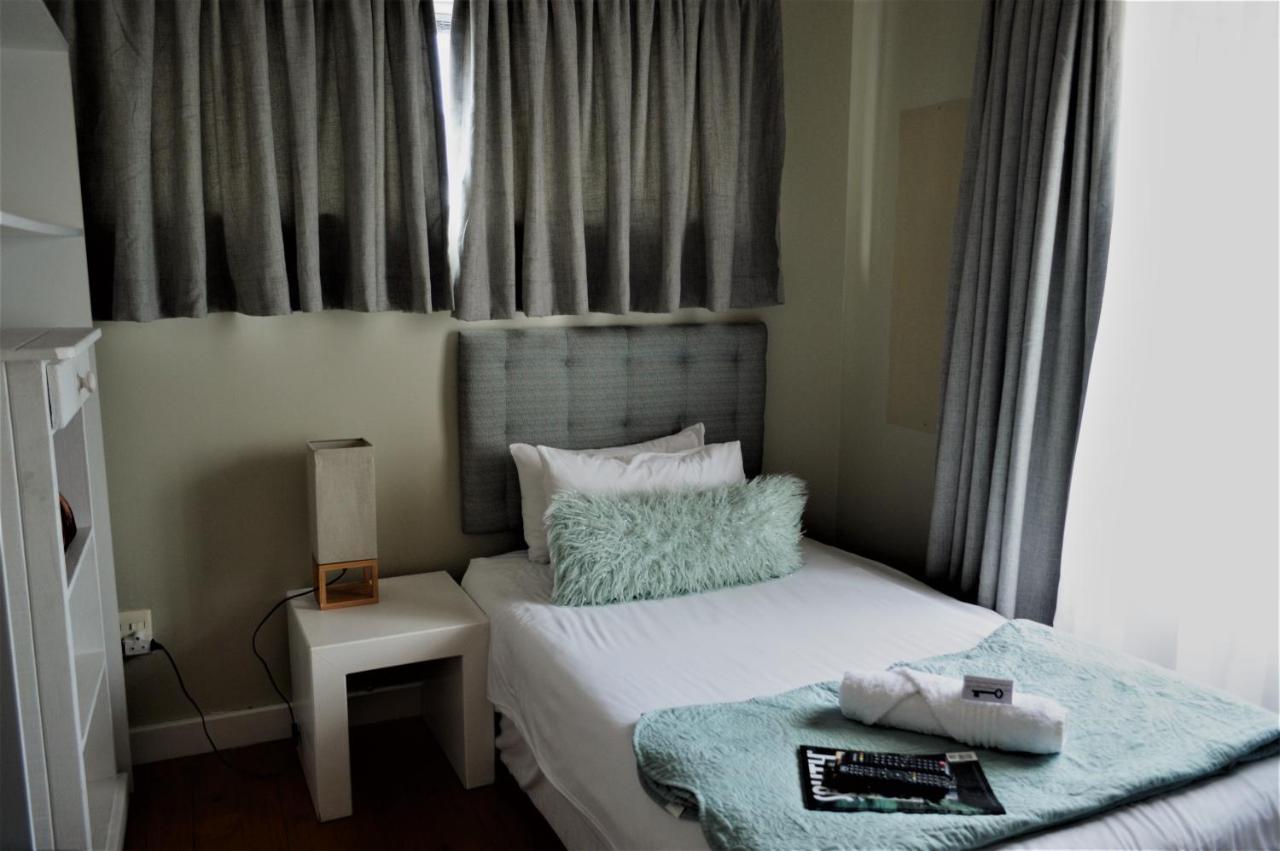 Point Village Guest House Mossel Bay Eksteriør bilde
